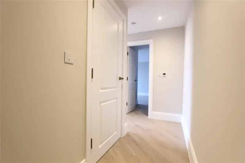 2 Bedroom Apartment Leigh on Sea South Facing Balconies
