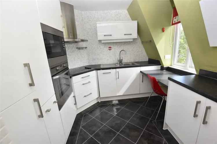 Apartment For Sale in Leeds, England