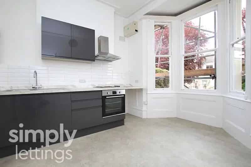 0 Bedroom Flat House to Rent
