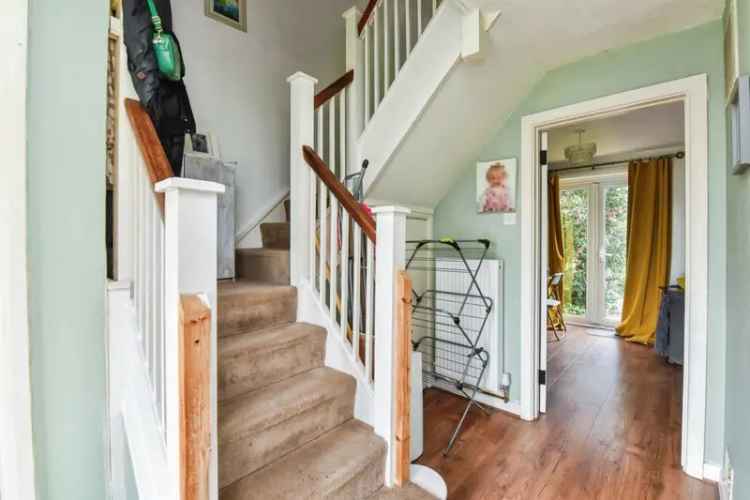 3 Bedroom Semi Detached House Masefield Road Warminster