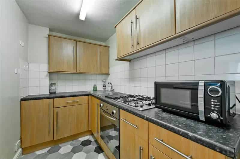 2 Bedroom Apartment in Peaceful Esteemed Locale