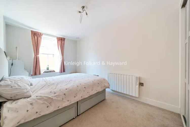 Spacious 1-Bed Flat near Ealing Broadway