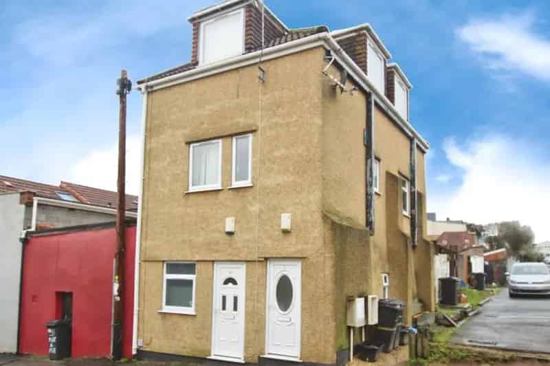 2 bedroom flat to rent