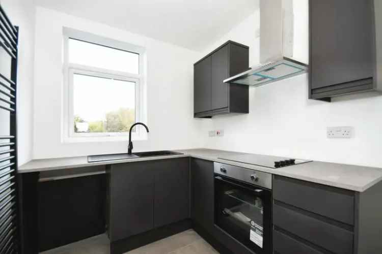 2 Bedroom House To Let - Newly Refurbished