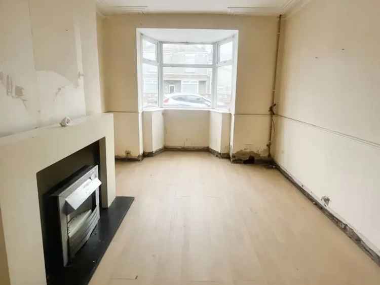 3 Bedroom Mid Terrace House Grimsby Lincolnshire DN32