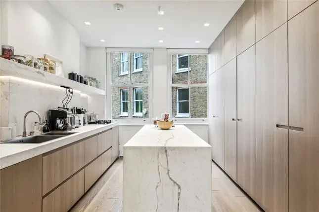 Flat for sale in Egliston Road, London SW15