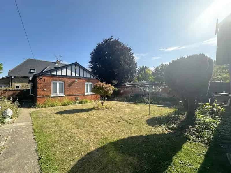 3 Bedroom Detached Bungalow for Sale in Chelmsford