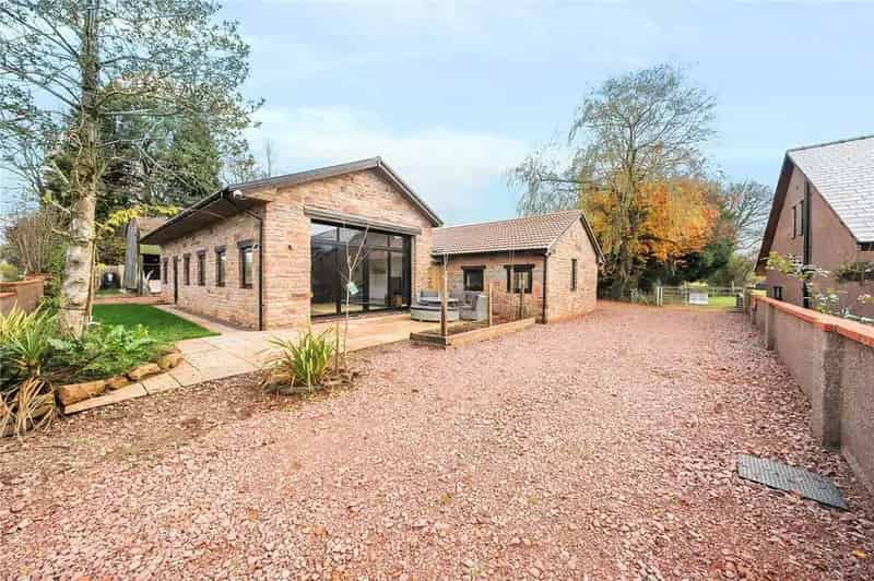 4 Bedroom Barn Conversion for Sale