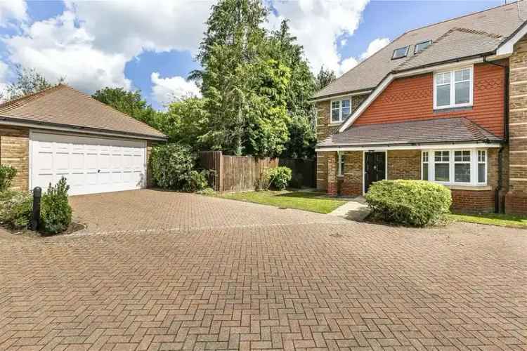 5 Bedroom Semi Detached House For Sale