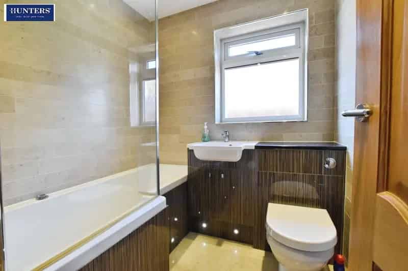 2 Bedroom Bungalow For Sale Lincoln Gardens