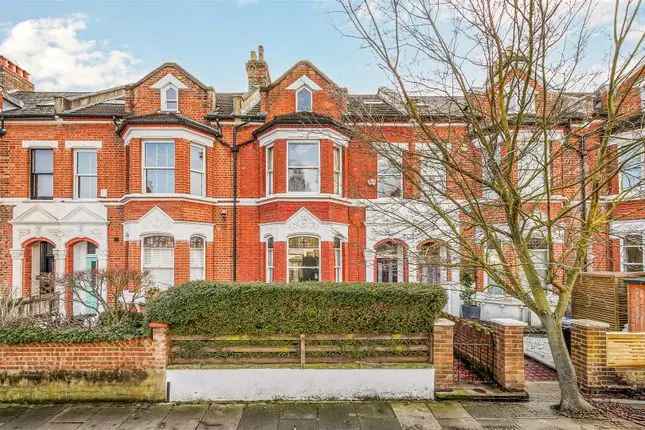 5 Bedroom Family Home for Sale in Poets Corner Acton W3