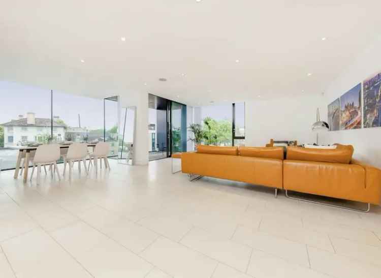 Three Bedroom Penthouse Apartment Primrose Hill