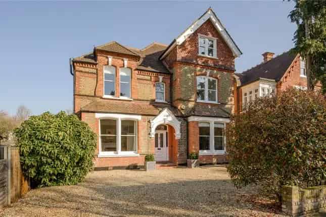 Detached Victorian House Strawberry Hill Five Bedrooms Large Garden