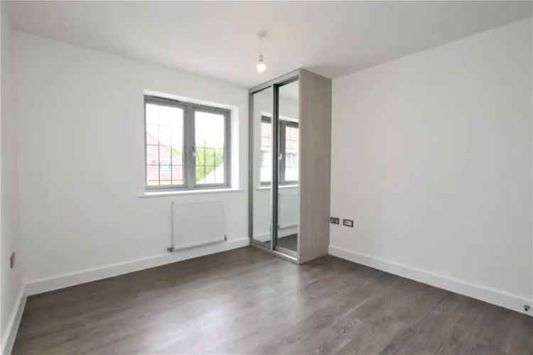 2 Bedroom Coach House Apartment to Rent