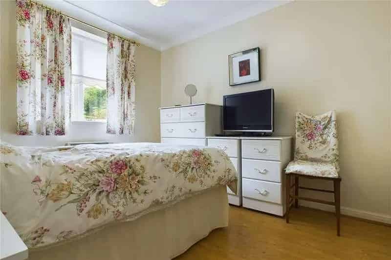 1 bed flat for sale