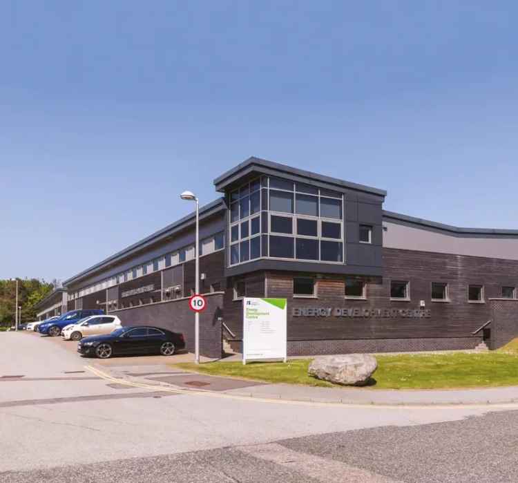 Aberdeen Hybrid Workshop Office Space with Car Parking