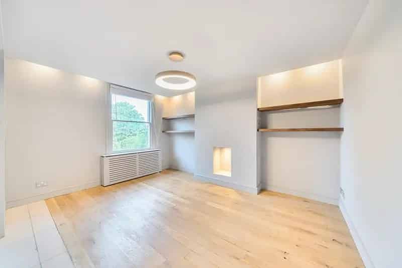 Two-Bedroom Flat Near Station High Street Renovation