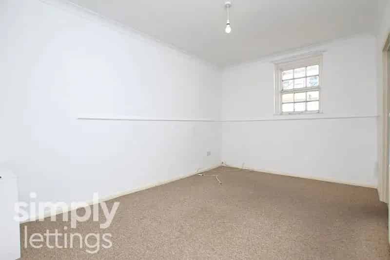 1 Bedroom Flat to Rent Brighton Kemp Town - Newly Decorated