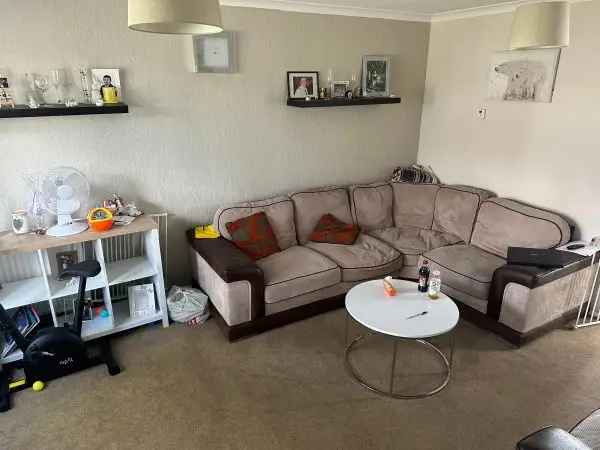 House For Rent in Horsham, England