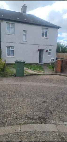 House For Rent in Grays, England