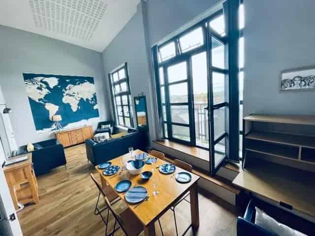 3 Bedroom Apartment to Rent