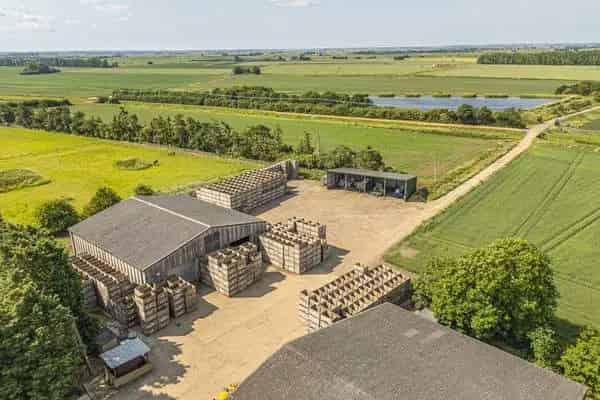 Carter's Bridge Farm: 1166 Acres of Productive Arable Land