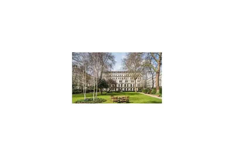Grade II Listed Building 1-Bedroom Apartment