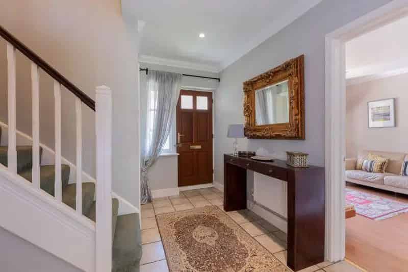 5 Bedroom House for Sale Near Barossa Reserve