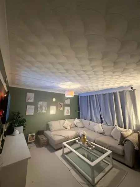 3 Bed End Terrace House Southdown Harpenden Near Grove School