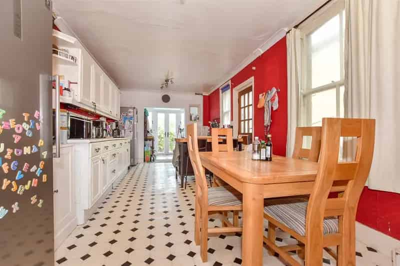 4 Bedroom Semi-Detached House for Sale Near Beaches