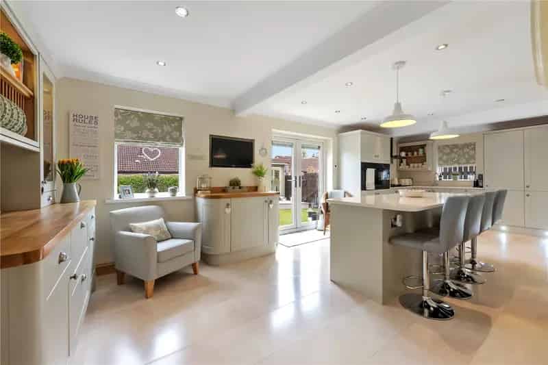 5 Bedroom Detached Home in Hillam