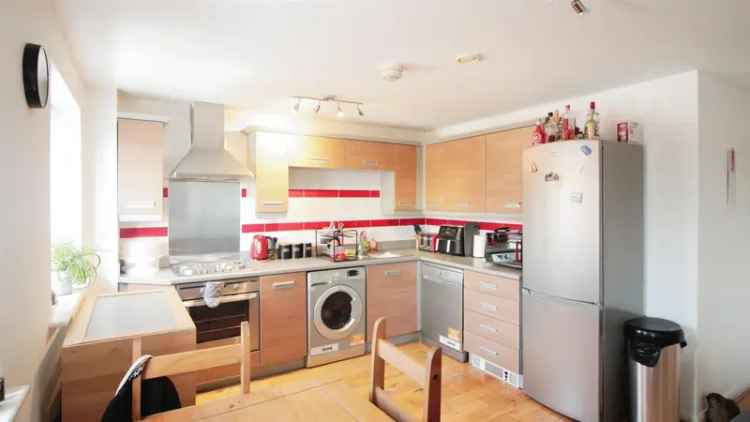 2 Bedroom Apartment House to Rent Open Plan Living Parking En-Suite