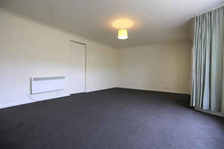1 Bedroom Flat Regency Square Seafront Central Location