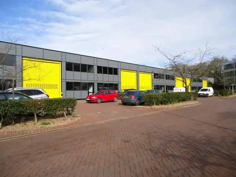 Commercial property For Rent , 6, Trinity Square, Nottingham, England