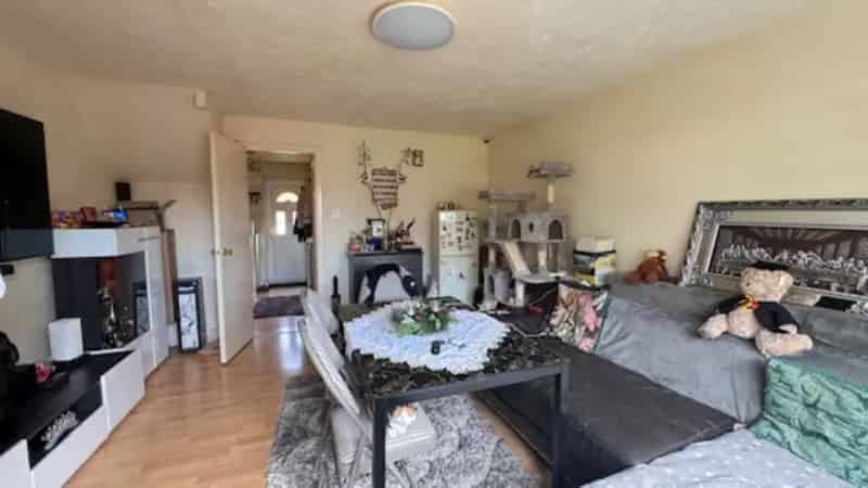 3 Bedroom House to Rent Beckton Prime Location