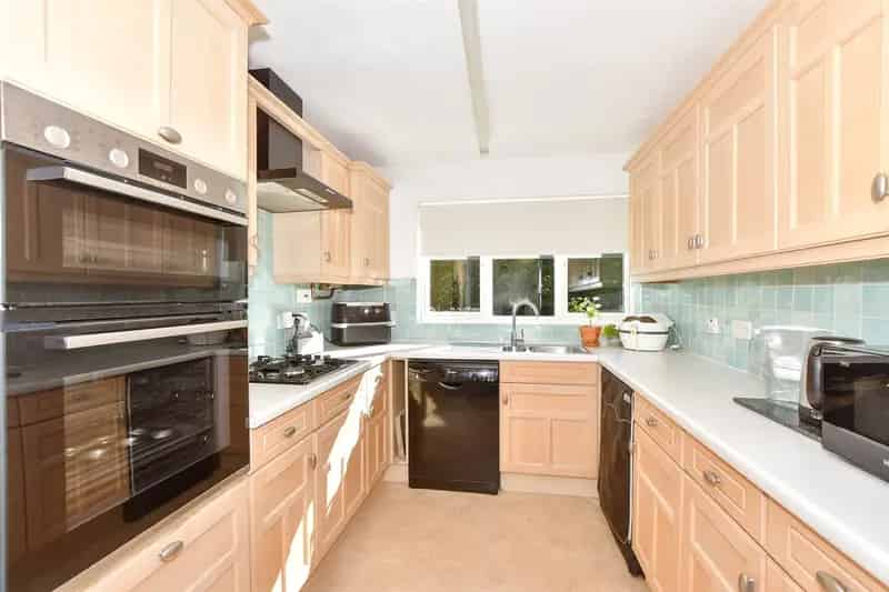 4 Bedroom Detached House For Sale Near Kearsney Station