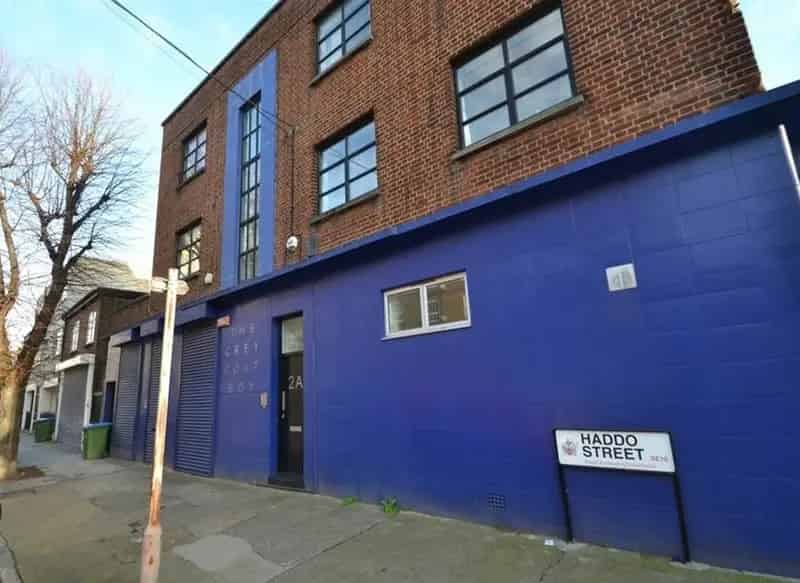 One Bedroom Flat Greenwich Top Floor Modern Open Plan