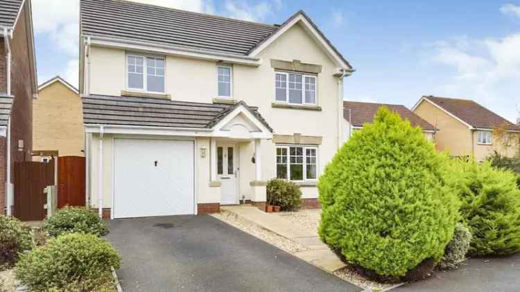 4 Bedroom Detached House To Rent