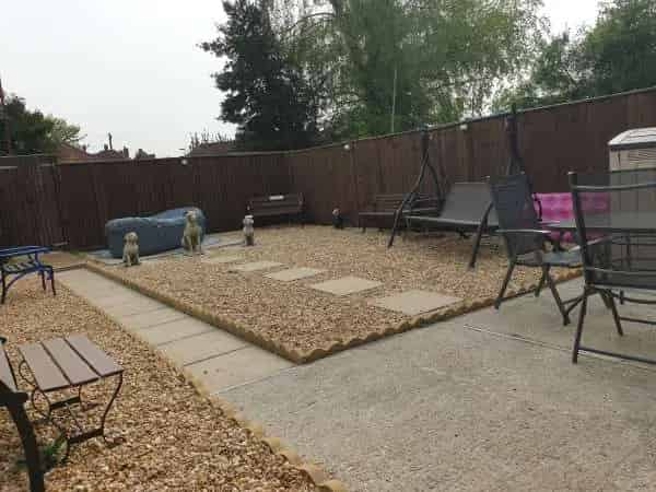 2 Bed Semi Detached House Large Gardens Low Heating Costs