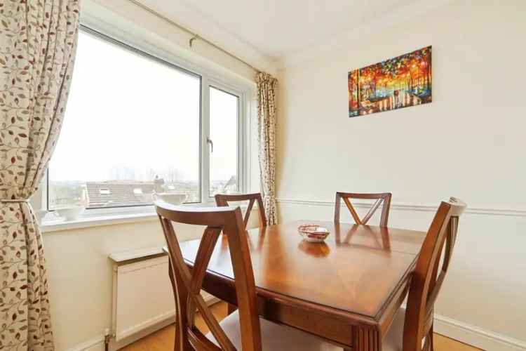Three Bedroom Semi Detached Dormer Bungalow Yeadon