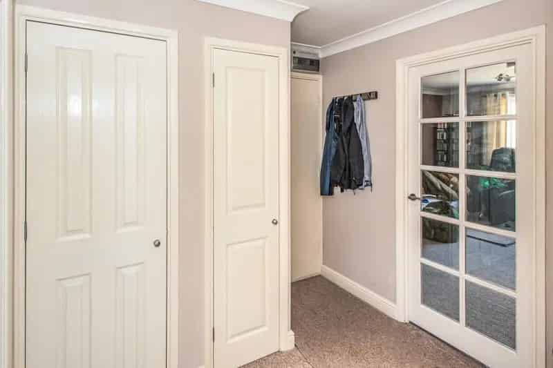 2-Bed Flat Zero Deposit Scheme Modern Bathroom Spacious Lounge Diner