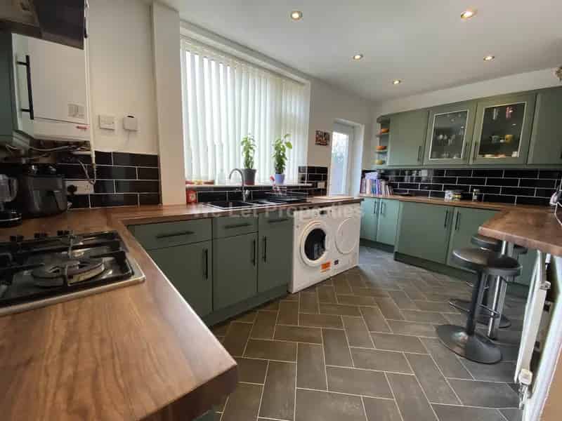 2 Bedroom House to Rent Eccles Fully Furnished