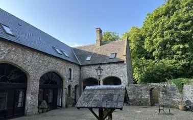 Penthouse Apartment in Grade II Listed Old Coach House