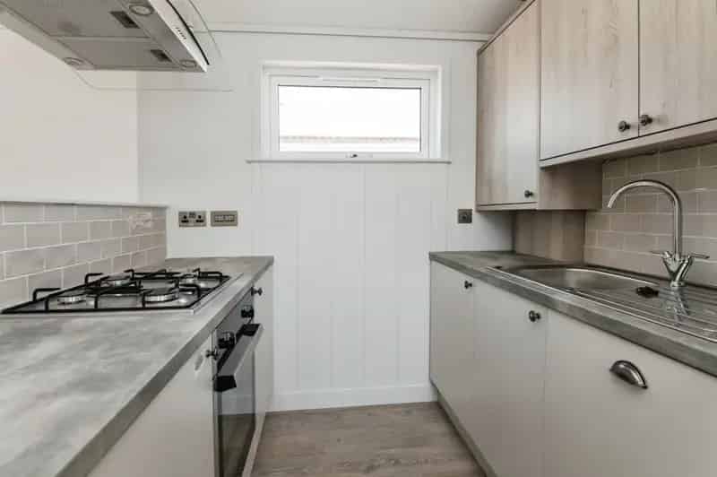 Stunning 2-Bedroom Park Home in Rydon Park