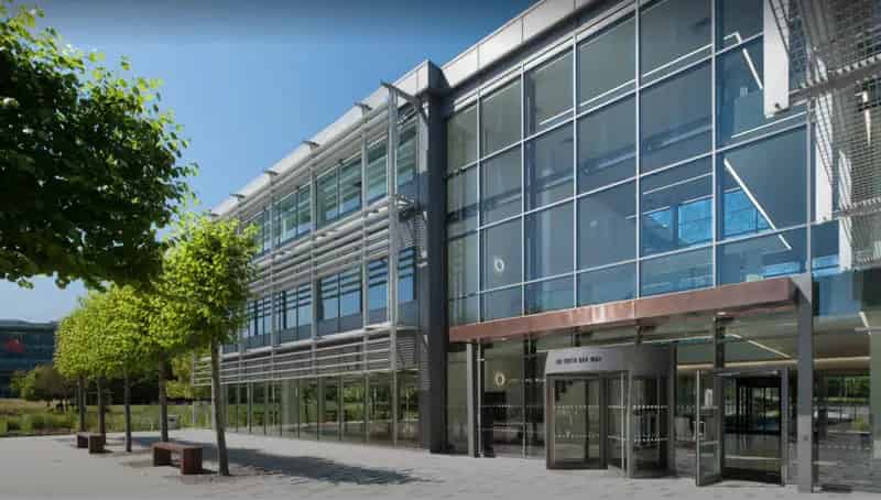 Fully Fitted Office Suite to Let - Green Park M4 J11