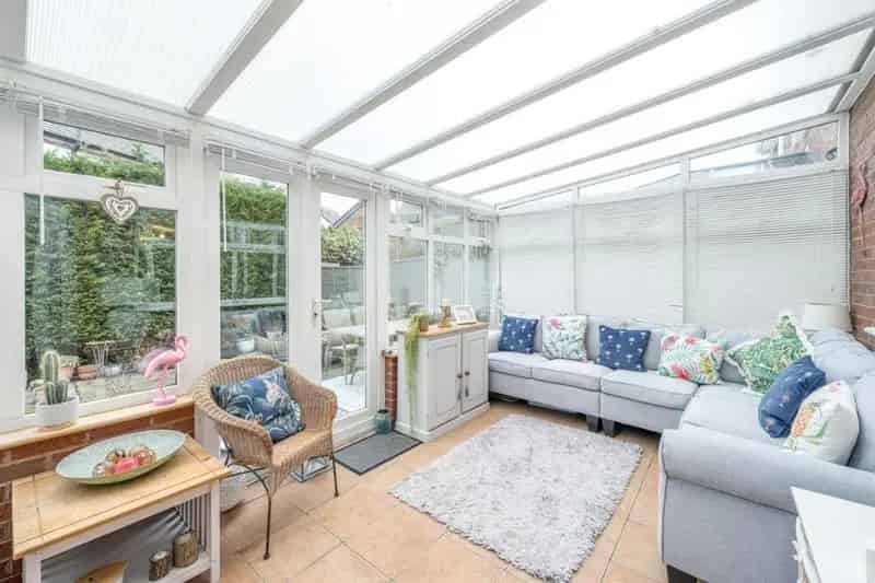4 Bed House for Sale - Cul-de-Sac Location
