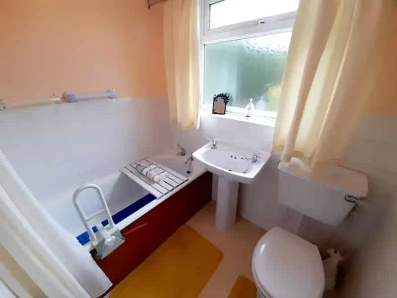 2 Bedroom Detached Bungalow For Sale Gainsborough