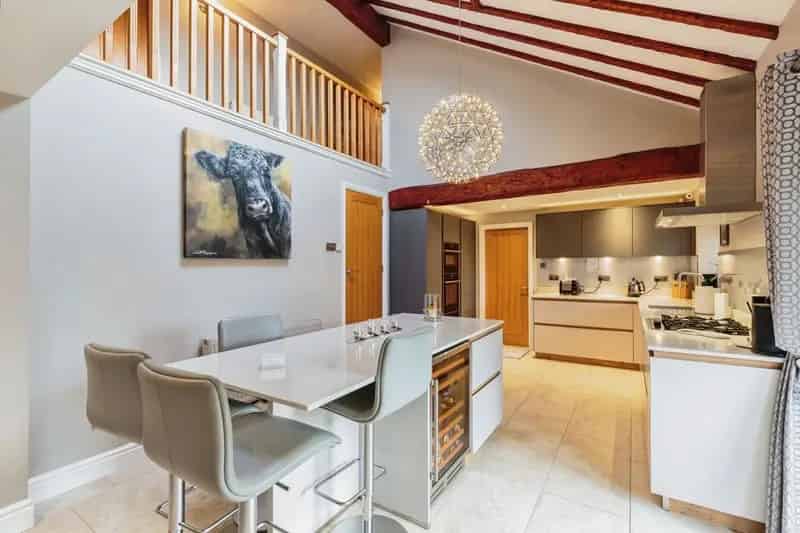 4 Bedroom Detached Barn Conversion with Annexe and Extensive Grounds