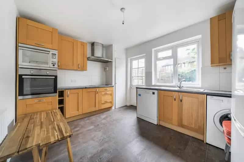 Three Double Bedroom House for Rent