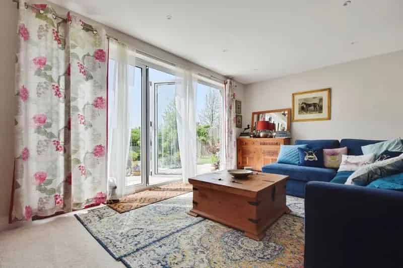 3 Bedroom Detached House for Sale East Sussex TN31